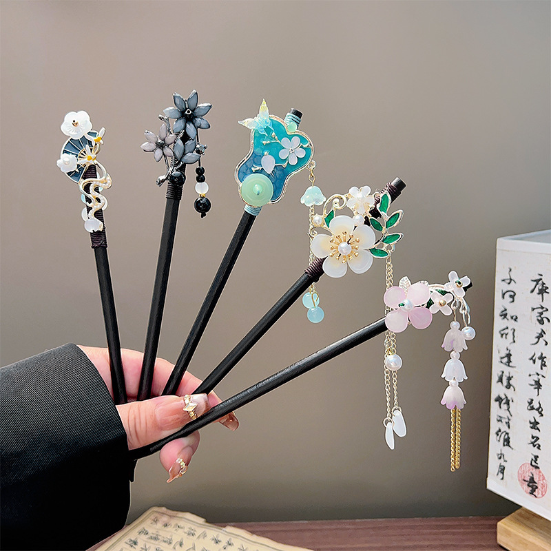 Classic Tassel Hair Stick Blac - Event Suppliers review and price
